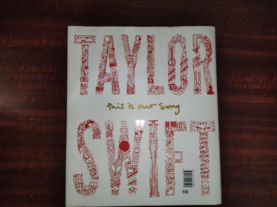 TAYLOR SWIFT FAN BOOK, Hobbies & Toys, Books & Magazines, Magazines on