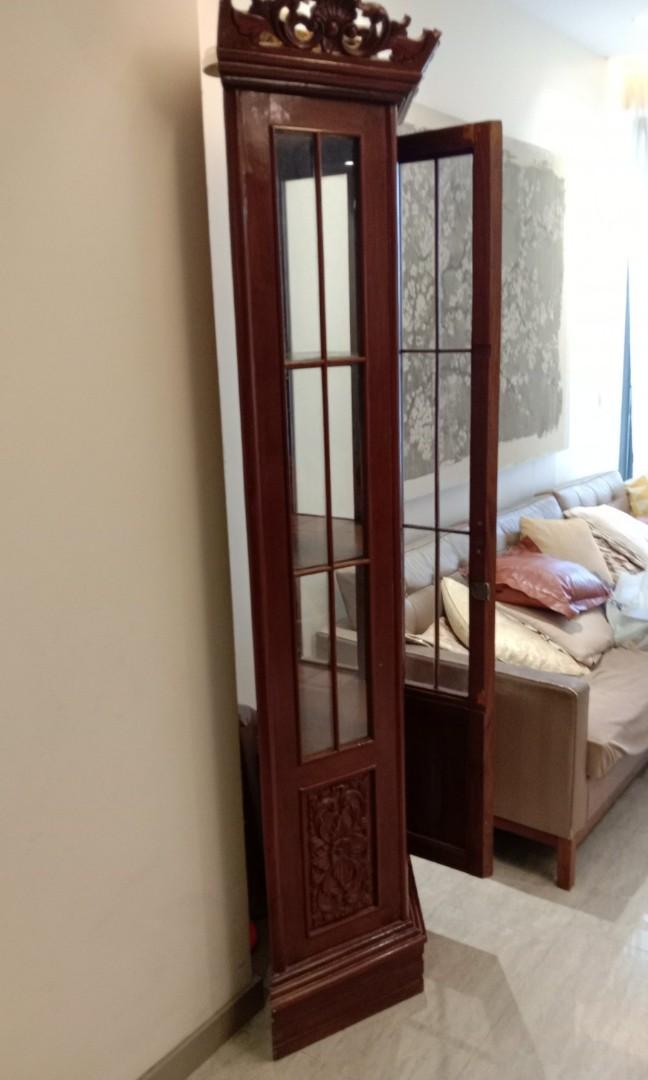 Vertical display Furniture & Home Living, Furniture, Shelves