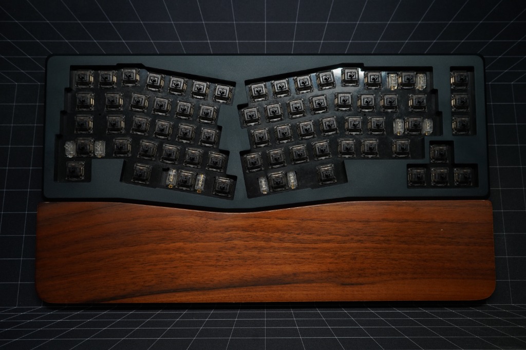 Vulcan X KBDFans Maja Mechanical Keyboard Kit (Alice Layout 