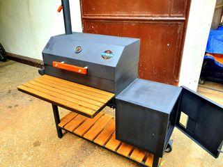 Wood Fire Iron Steel Hand Crafted BBQ Smoker