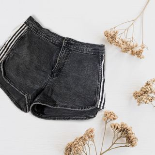 (Category: ) located in . Submitted by shopflea (Listing ID 1152738663, Image 1). Description: .