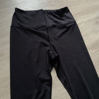 (Category: ) located in . Submitted by qualityapparel_ (Listing ID 1153010064, Image 1). Description: .