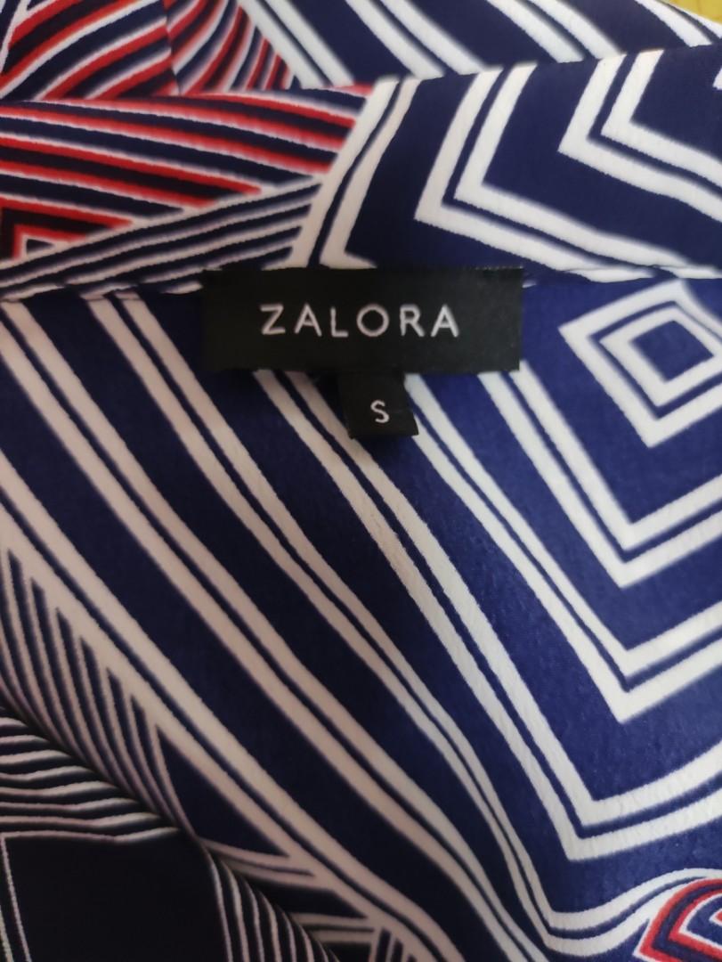 Zalora Work Playsuit (Category: Rompers) located in Marikina City. Submitted by alg1989 (Listing ID 1153002386, Image 3). Description: Zalora Playsuit Used only once. Size: Small.