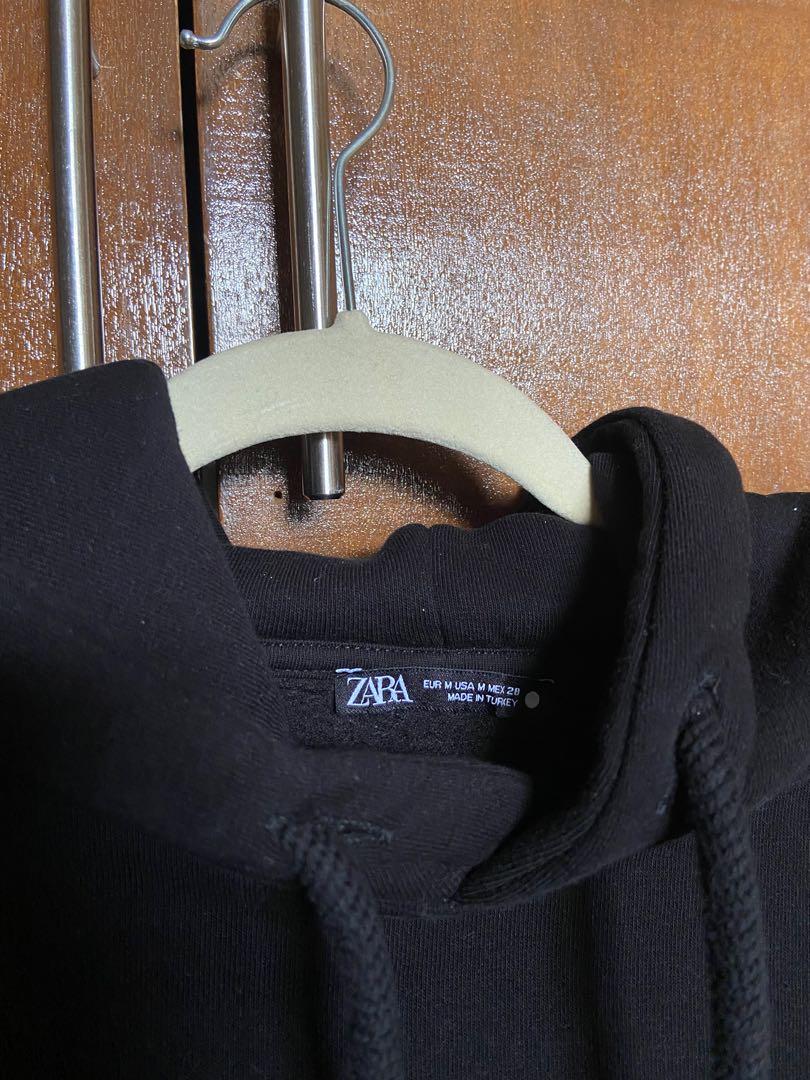 Zara Oversized Black Hoodie (Medium M) (Category: Coats, Jackets and Outerwear) located in Dumaguete. Submitted by neyeu (Listing ID 1152969018, Image 3). Description: RFS: I’m cleaning out my closet. Payment method is only through GCASH and shipping option is only through J&T. 😊.