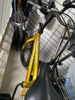 黃色-18吋單車 bicycle-兩條車呔新剛換-一隻手brake新剛換