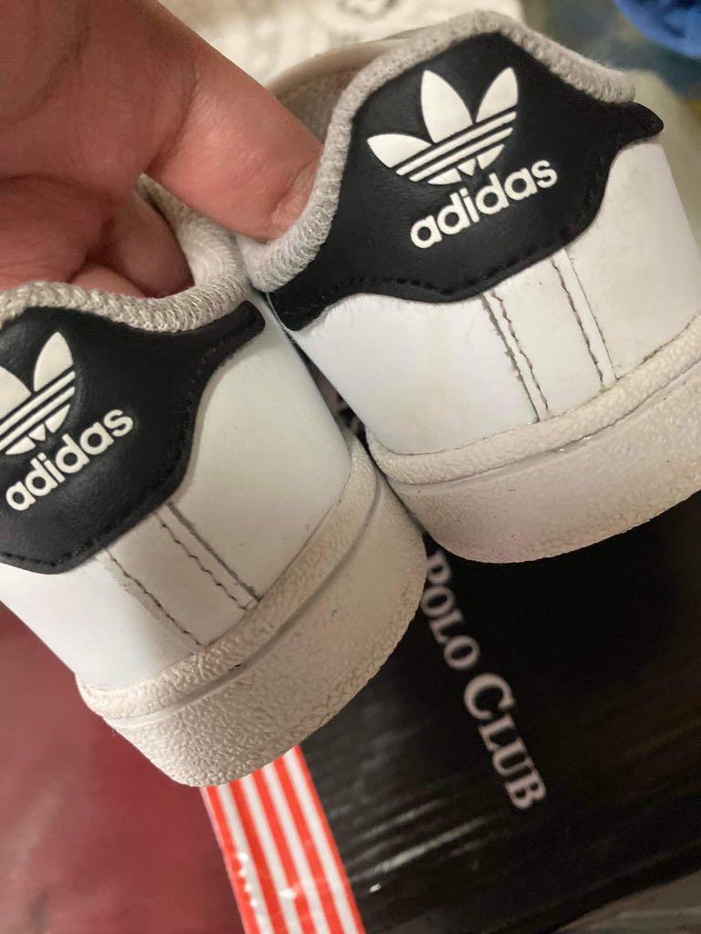 ADIDAS All Star (Category: Babies & Kids Fashion) located in Las Pinas. Submitted by cadeefly (Listing ID 1153167700, Image 1). Description: RFS: Decluttering -not overly used nakaliitan na lang due to pandemic -get niyo na ORIGINAL 🔈💯 -bought in Glorietta (no box natapon ko na) -pwede tawad basta kaya.