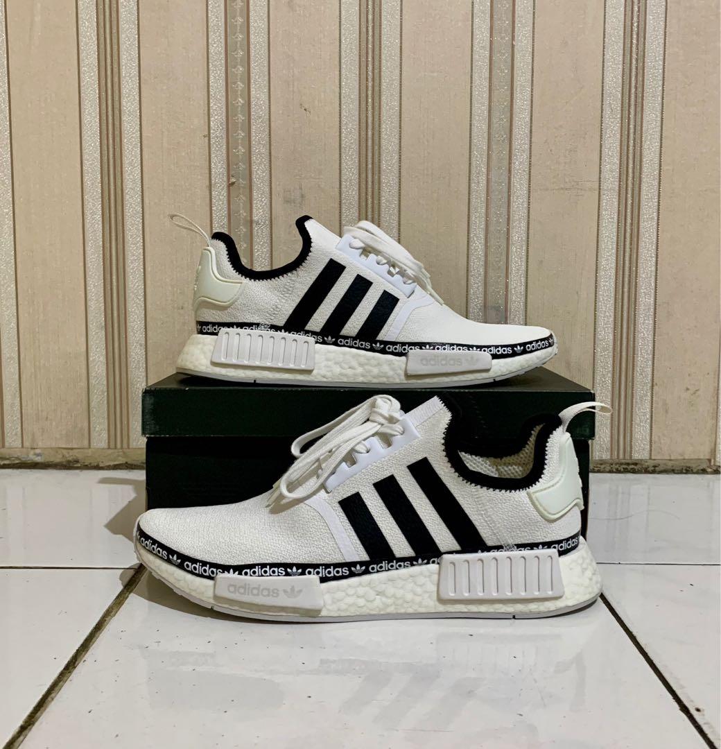 Originals nmd r1 tape store logo