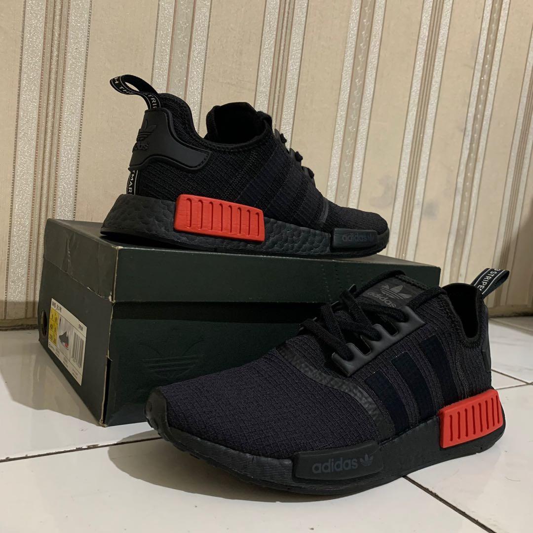 Adidas NMD R1 Ripstop, Fesyen Pria, Sepatu , Sneakers di Carousell
