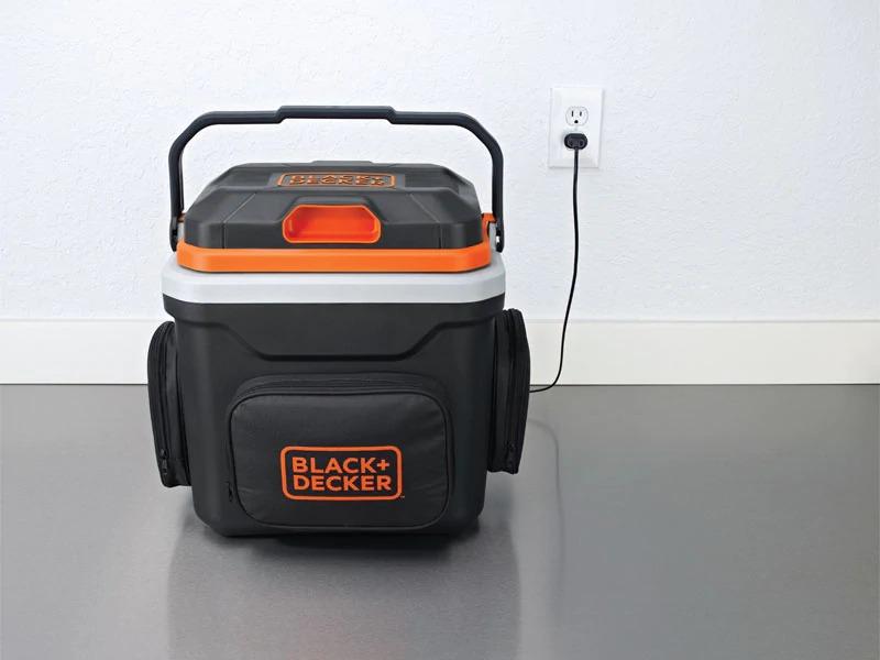 Black+Decker 24L Portable Cooler and Warmer