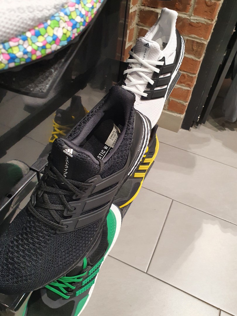 BNIB ultra boost 5.0 dna various, Men's 