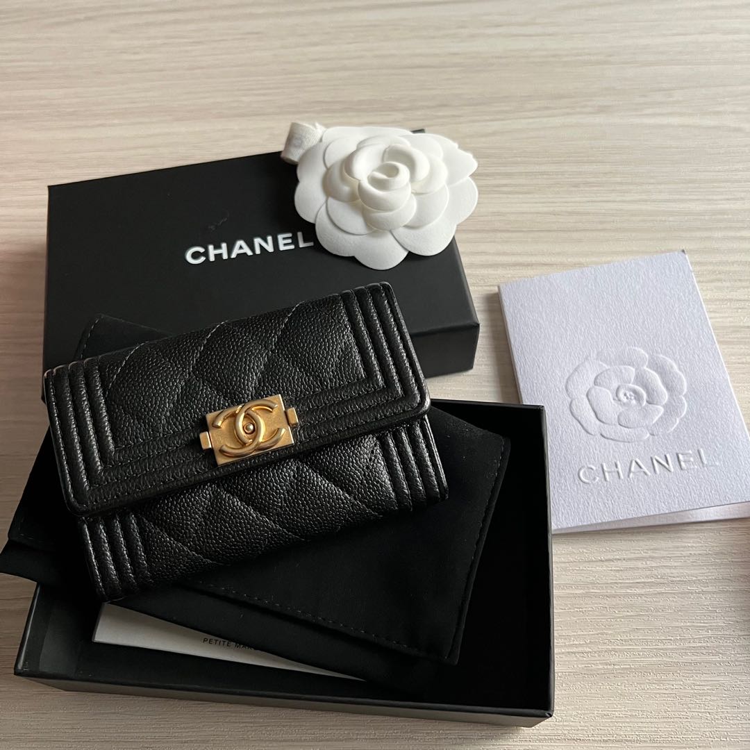 Chanel boy flap card holder sales