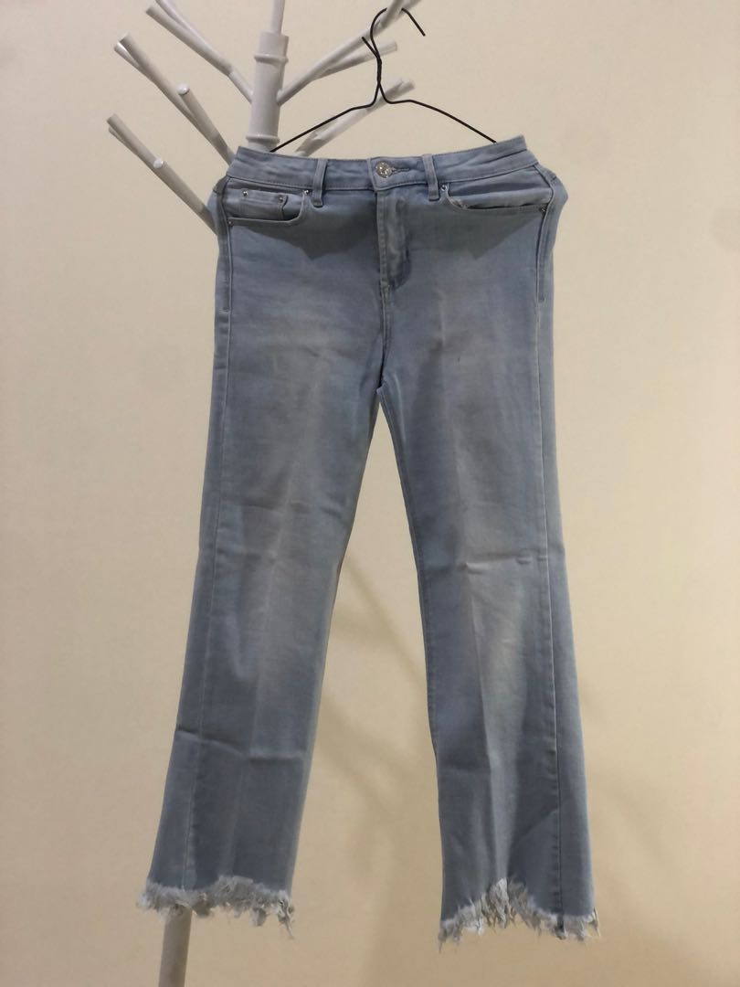 Cutbray Jeans Stradivarius, Fesyen Pria 