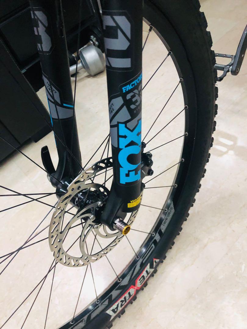 DARTMOOR TRAIL / ENDURO BIKE 27.5 M Size, Sports Equipment, Bicycles