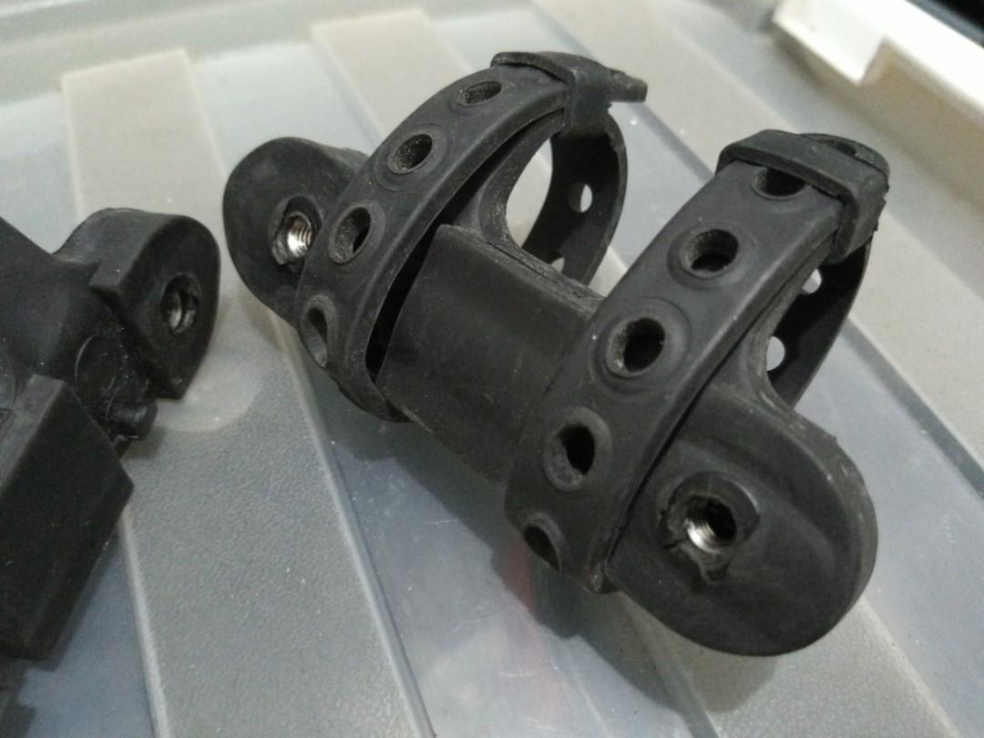 Decathlon Btwin Universal Bottle Cage mount, Sports Equipment, Bicycles