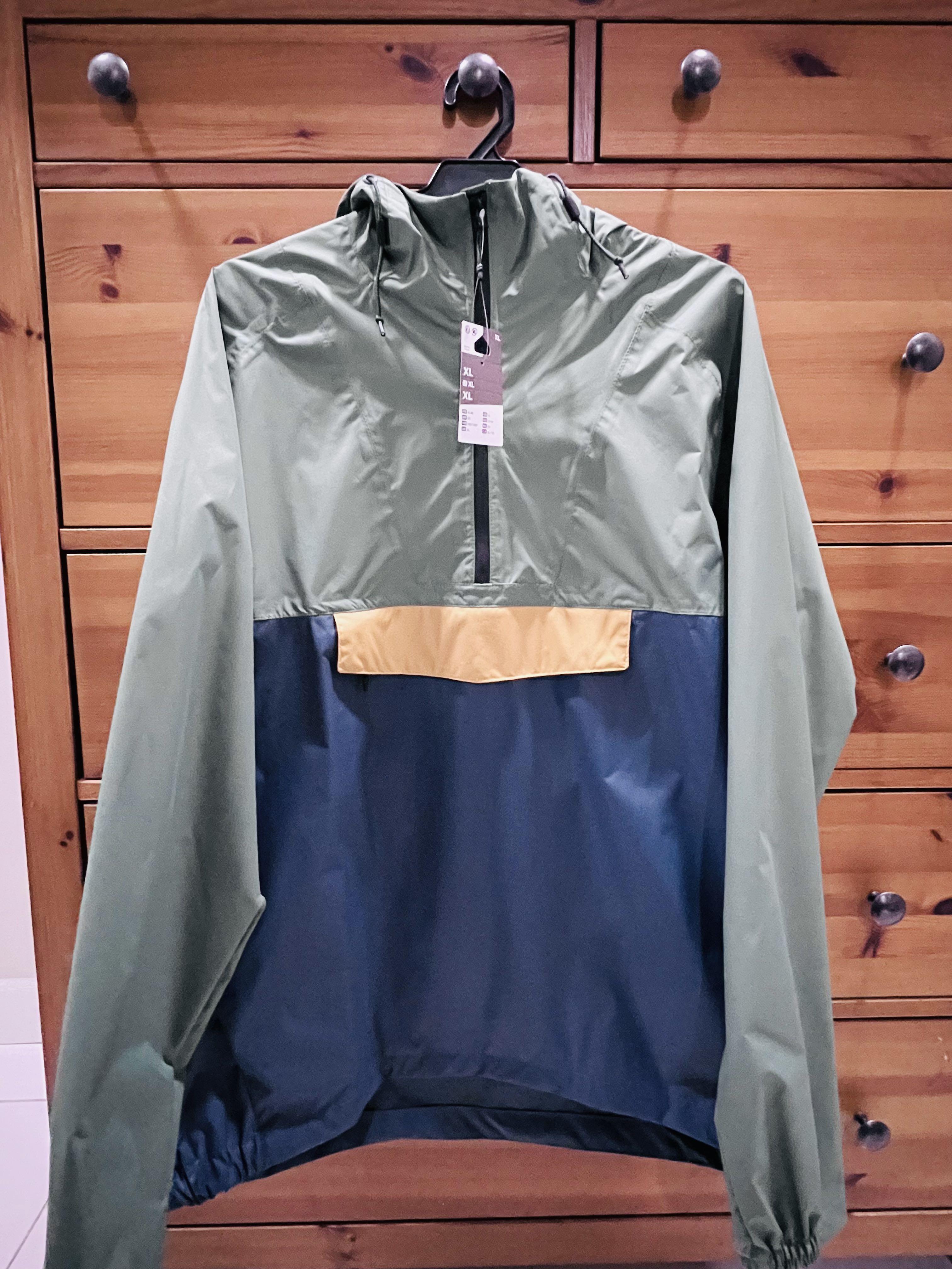 Decathlon windbreaker deals