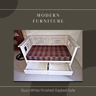 Duco White Finished Daybed Sofa