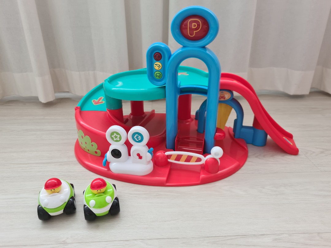 Early learning centre cheap toy garage