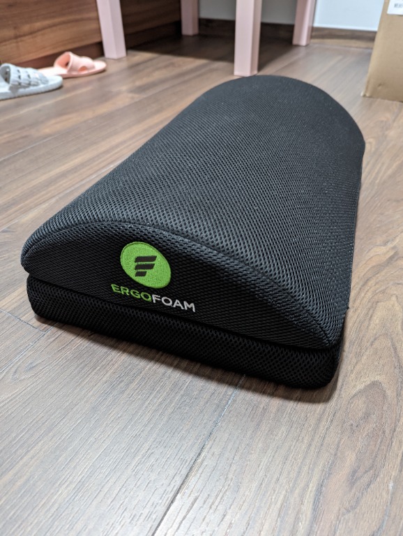 ErgoFoam Adjustable Desk Foot Rest - Orthopedic Teardrop Design