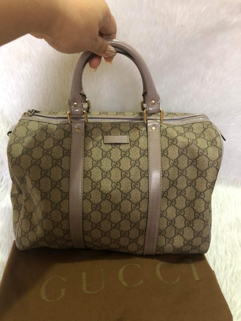 Gucci mo (Category: Luxury Bags & Wallets) located in Las Pinas. Submitted by tabsilog (Listing ID 1153241864, Image 3). Description: Gucci leather lilac doctors bag good condition 💯% Authentic price neg pm if interested.