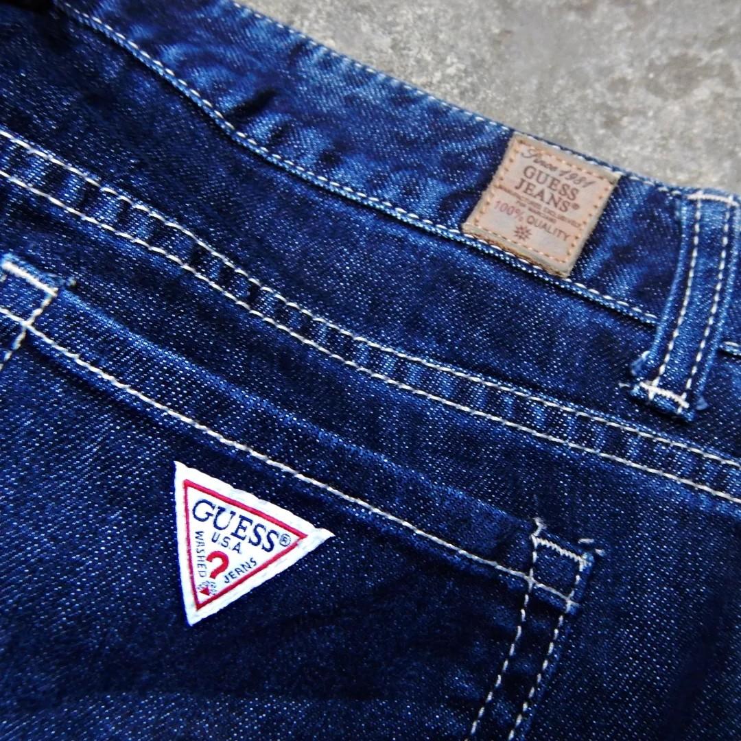 Guess triangle logo denim, Fesyen Pria 
