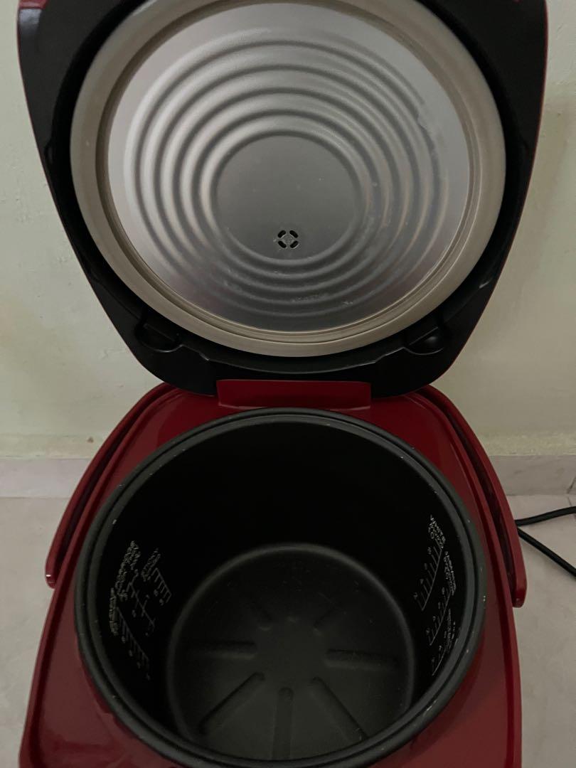 hitachi rzxm18y premium rice cooker USED , TV & Home Appliances, Kitchen Appliances, Cookers on