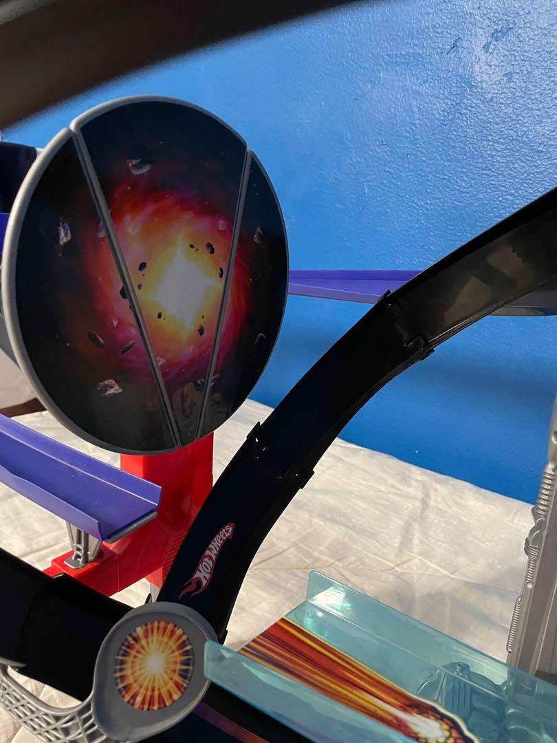 Hot Wheels Zero G Drop Force Track Set, Hobbies & Toys, Toys & Games on