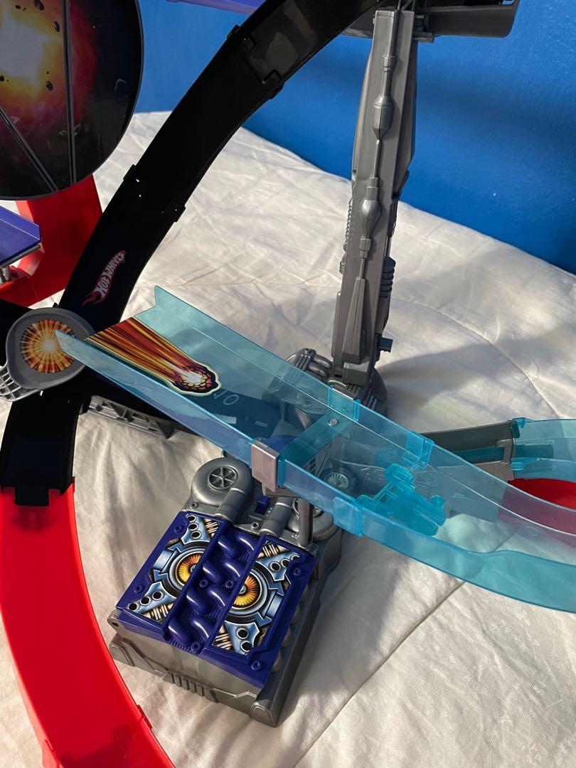 Hot Wheels Zero G Drop Force Track Set, Hobbies & Toys, Toys & Games on