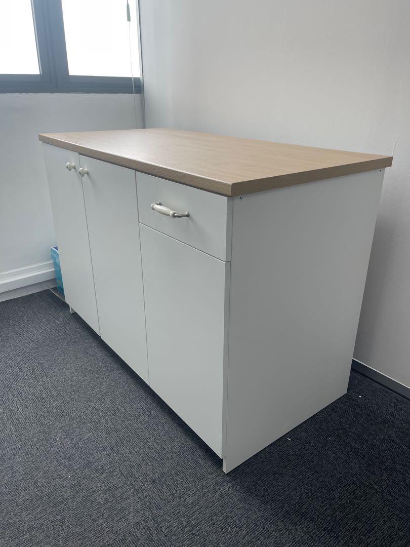 IKEA KNOXHULT Furniture & Home Living, Furniture, Shelves