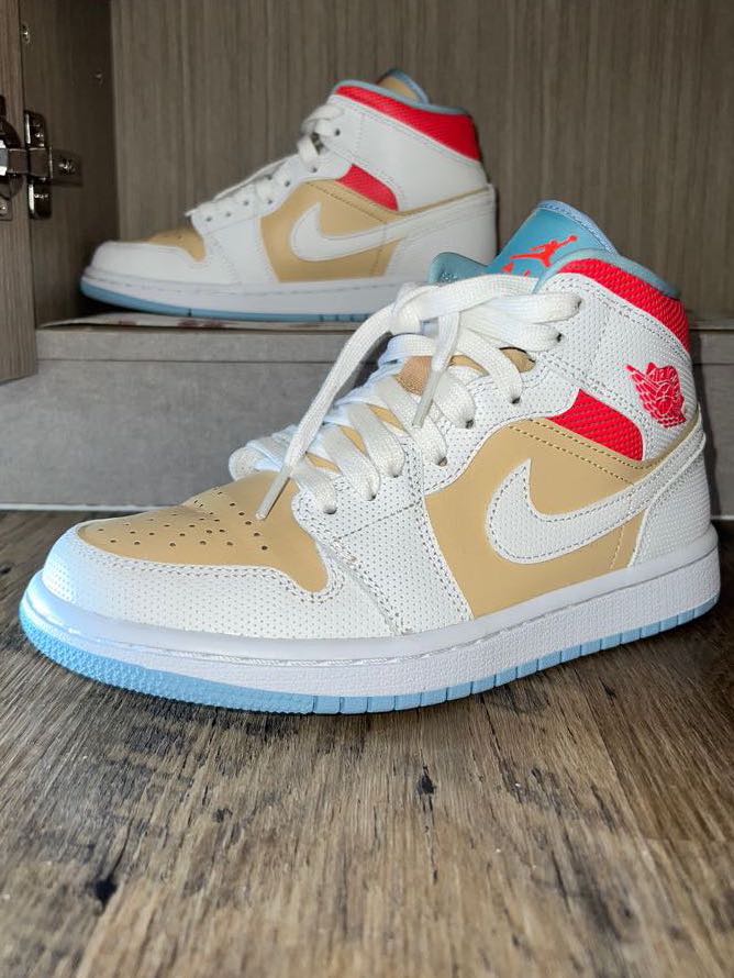 women's air jordan 1 mid se sesame