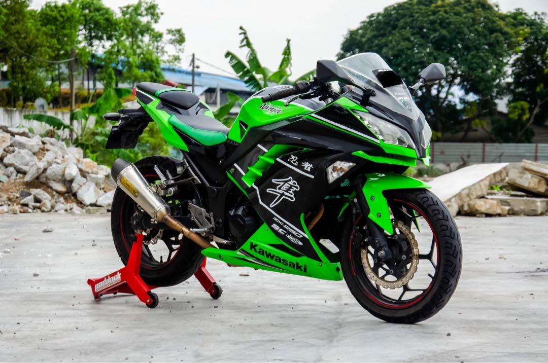 Kawasaki Ninja 250 special edition Motorbikes on Carousell