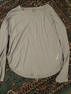 Large Nike longsleeve