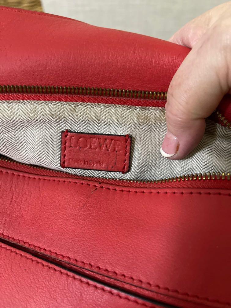 Loewe puzzle bag date code store
