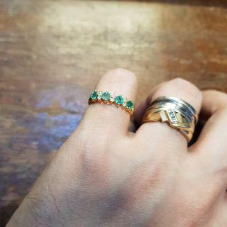 Natural Emerald and Diamond Ring Size 6 18K 1.8G