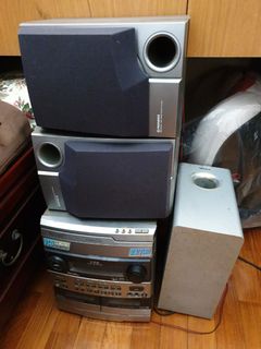 (Category: ) located in . Submitted by lohcm88 (Listing ID 1153182836, Image 1). Description: .