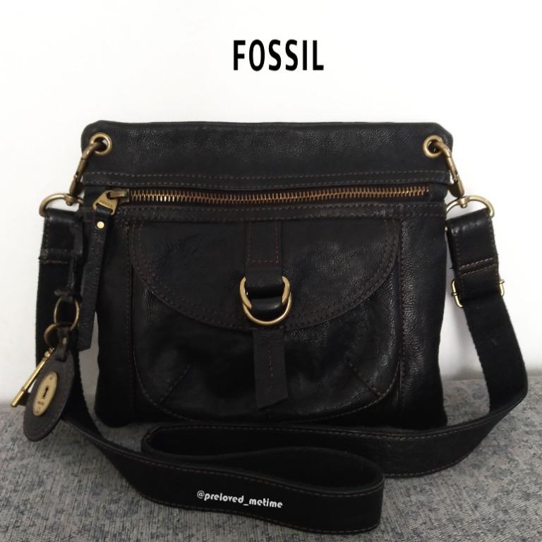 pl FOSSIL Sasha Crossbody Black Barang Mewah Tas Dompet di Carousell