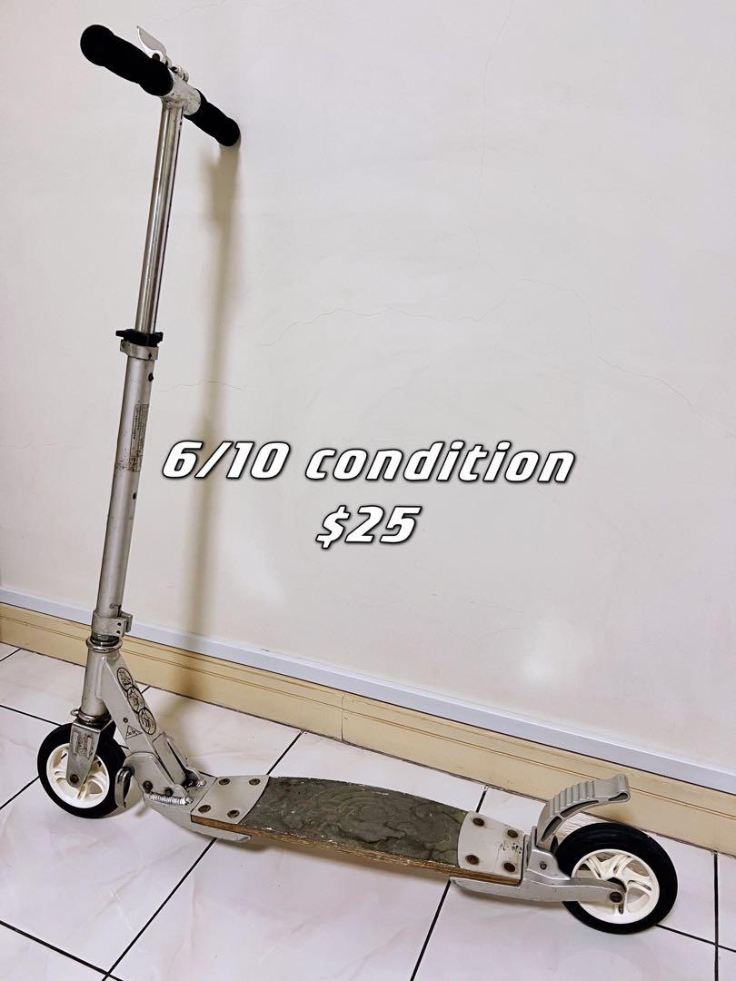 oxelo Town 9 Scooter \u0026 Decathlon scooter, Sports Equipment, Bicycles \u0026  Parts, Bicycles on Carousell