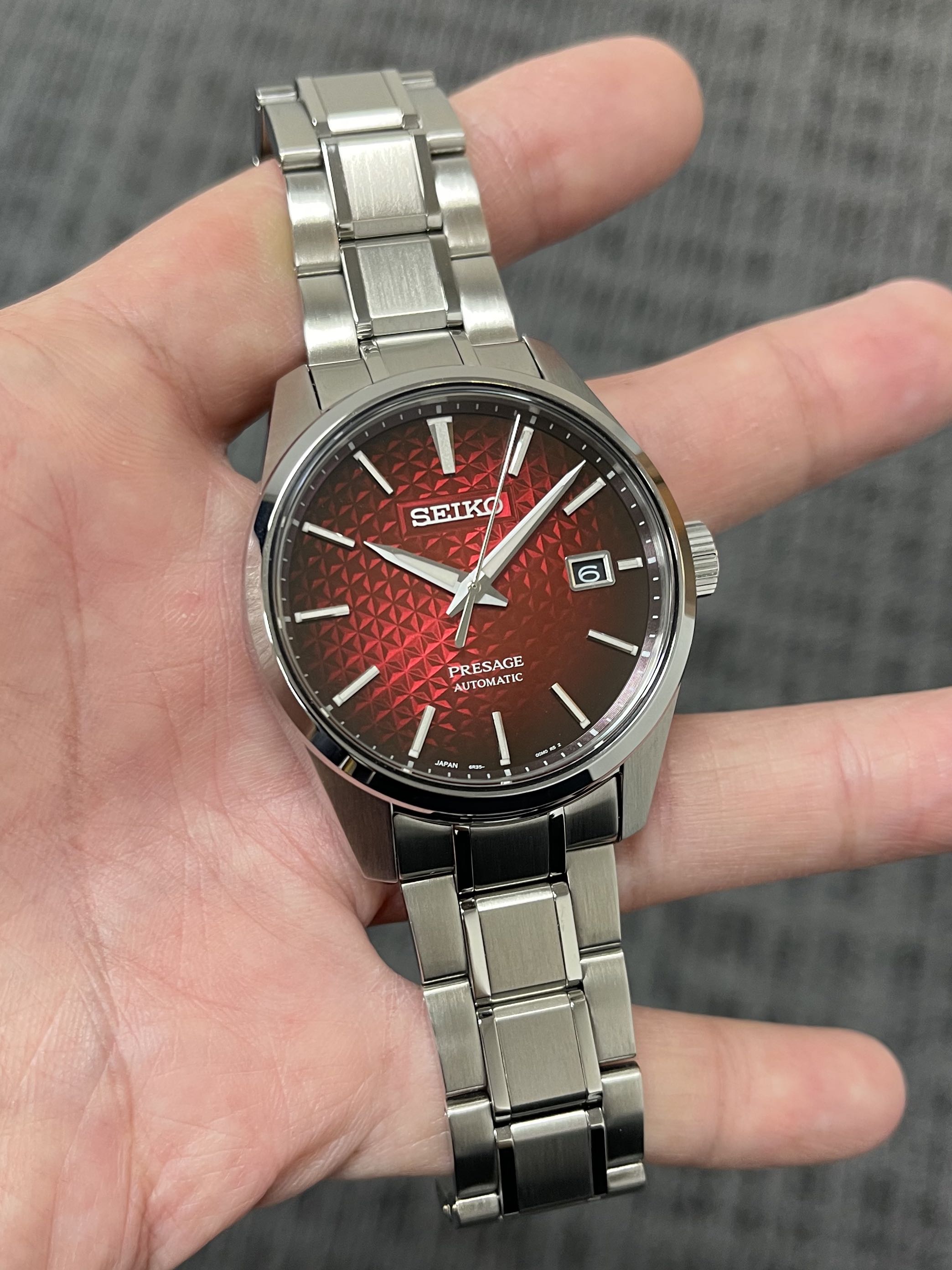 💢SOLD💢Seiko Presage Sharp Edge SBP227J1 Red Fume, Men's Fashion, Watches  & Accessories, Watches on Carousell