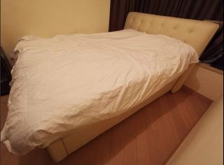 （分類：）位於 。 由 serenelala 提交（商品編號 1153342107，圖片 1）。簡介： 。