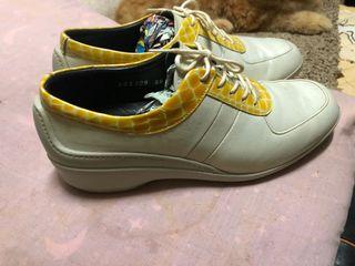 smart casual shoes from Japan