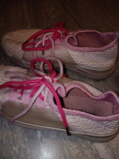 (Category: ) located in . Submitted by lovedbygiulia (Listing ID 1153235459, Image 1). Description: .