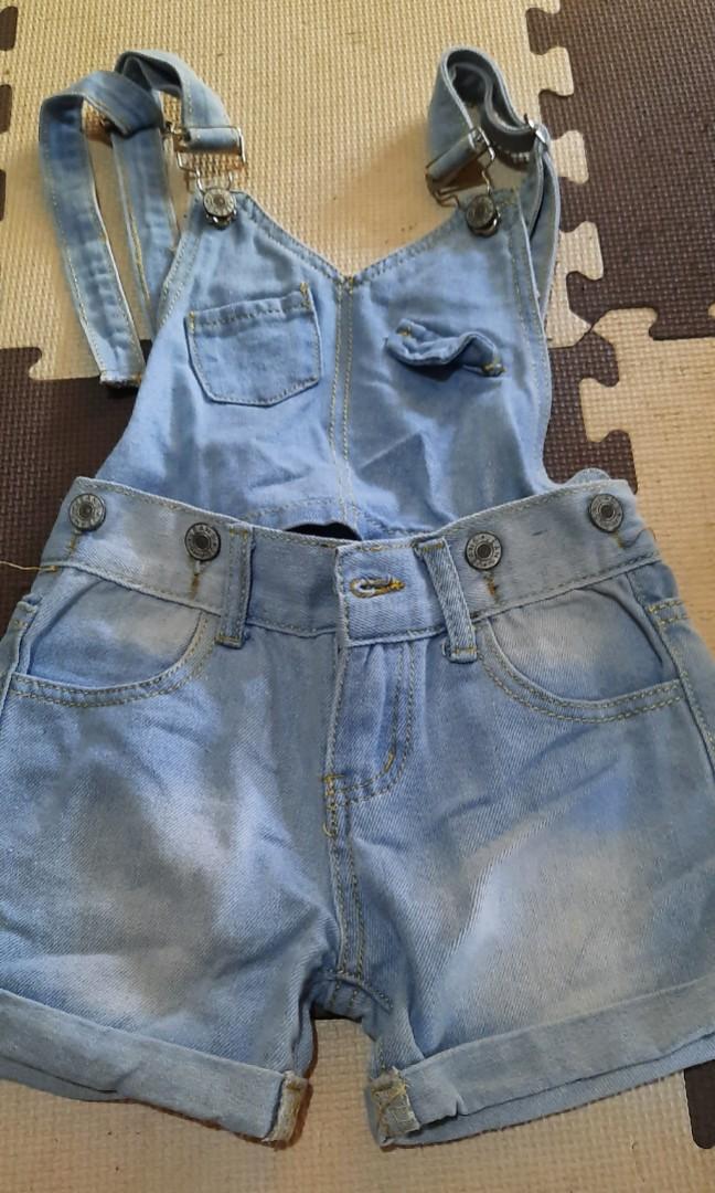 Overall denim shorts terno kids (Category: Babies & Kids Fashion) located in San Jose del Monte. Submitted by gnerk11 (Listing ID 1153210849, Image 2). Description: Denim jumper shorts size 10 Next tshirt 5yrs - 110cm.