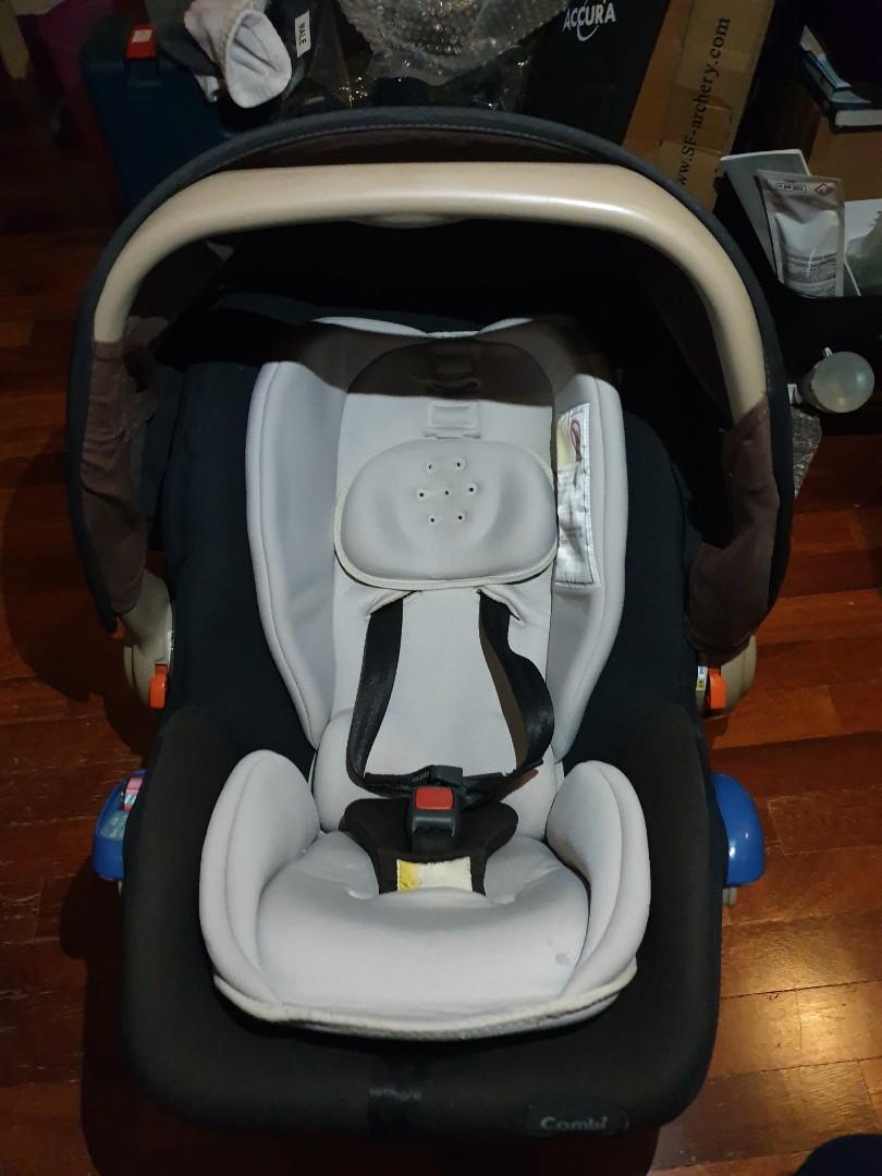 Combi baby seat clearance
