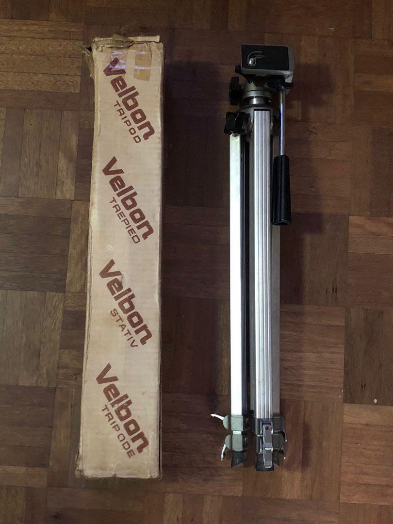 Vintage VELBON Camera Tripod (Category: Tripods & Monopods) located in Las Pinas. Submitted by rjmwings (Listing ID 1153207073, Image 1). Description: Vintage VELBON Camera Tripod Model HE-3 Made in Japan Bought in 1980 In very good condition With Flip Lock Legs, 360 Degree Head, Extendable Centre Post Maximum Height: 1330 MM Legs can be stretch to 40 inches, 28 inches and 16 inches Material: Aluminium Head Type: Pan/Tilt Head Can be used for dig