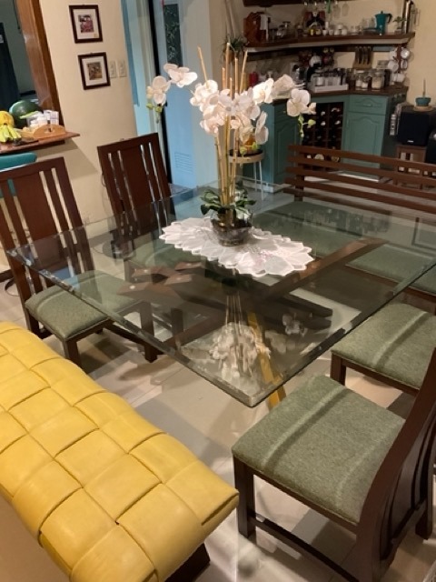 8 seater square top glass dining table