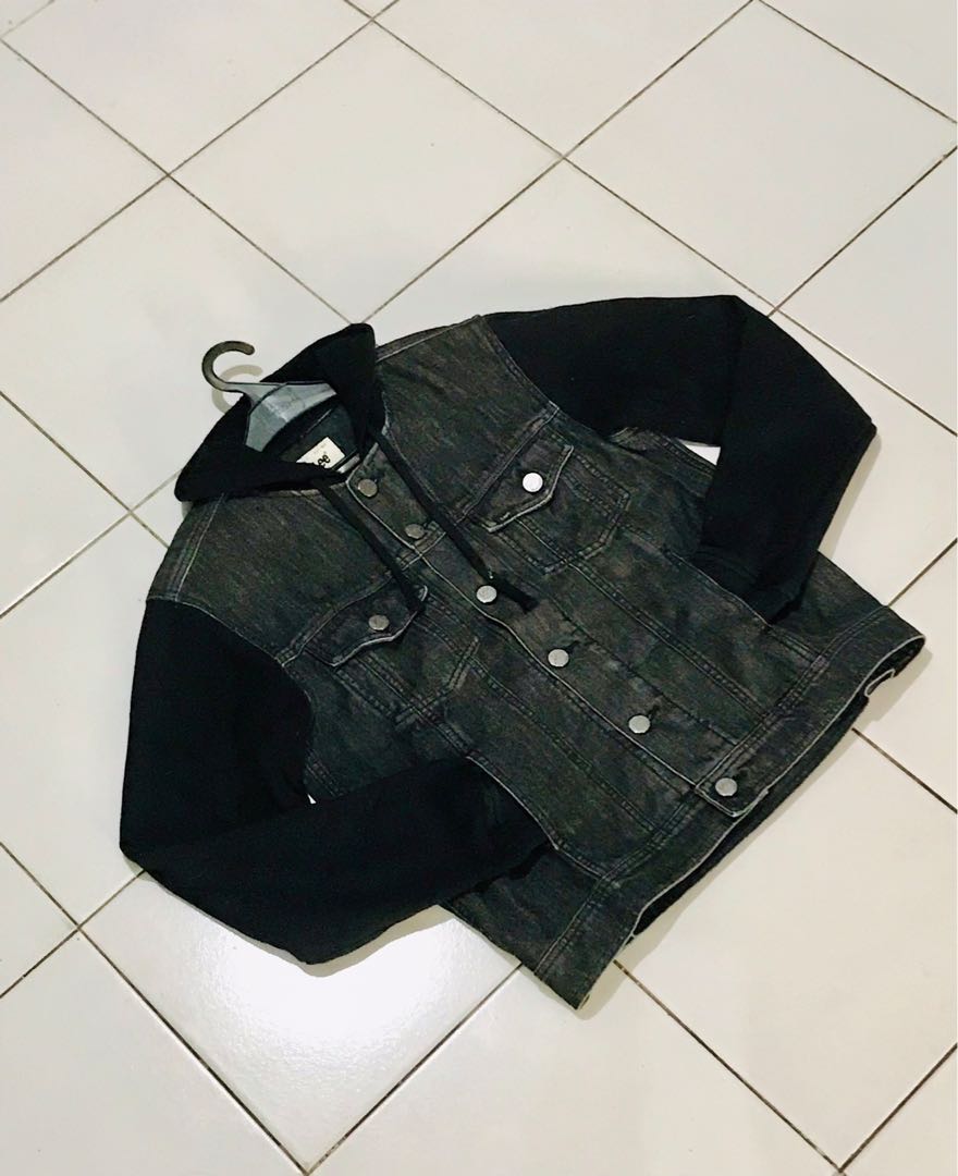 🦋 An original LEE denim jacket 