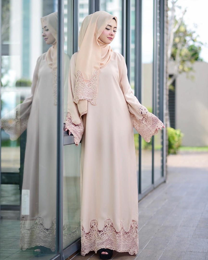 Lace abaya hot sale