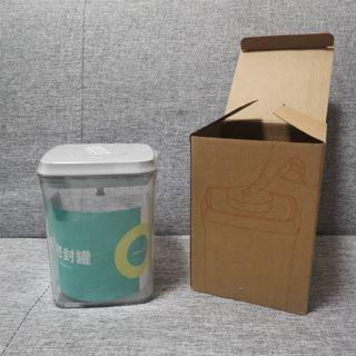 Ankou Airtight Container w/ scoop and holder 700g