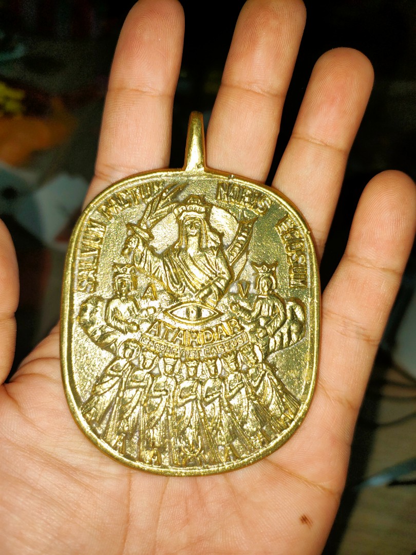 Atardar Medalyon (Protection Medal), Hobbies & Toys, Stationary & Craft ...