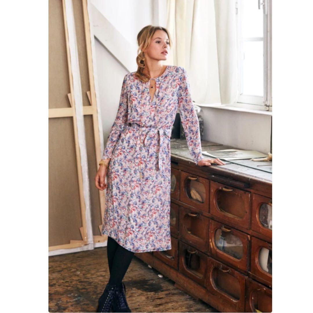 Authentic Sezane Victoire Midi Dress in Multicoloured Flowers