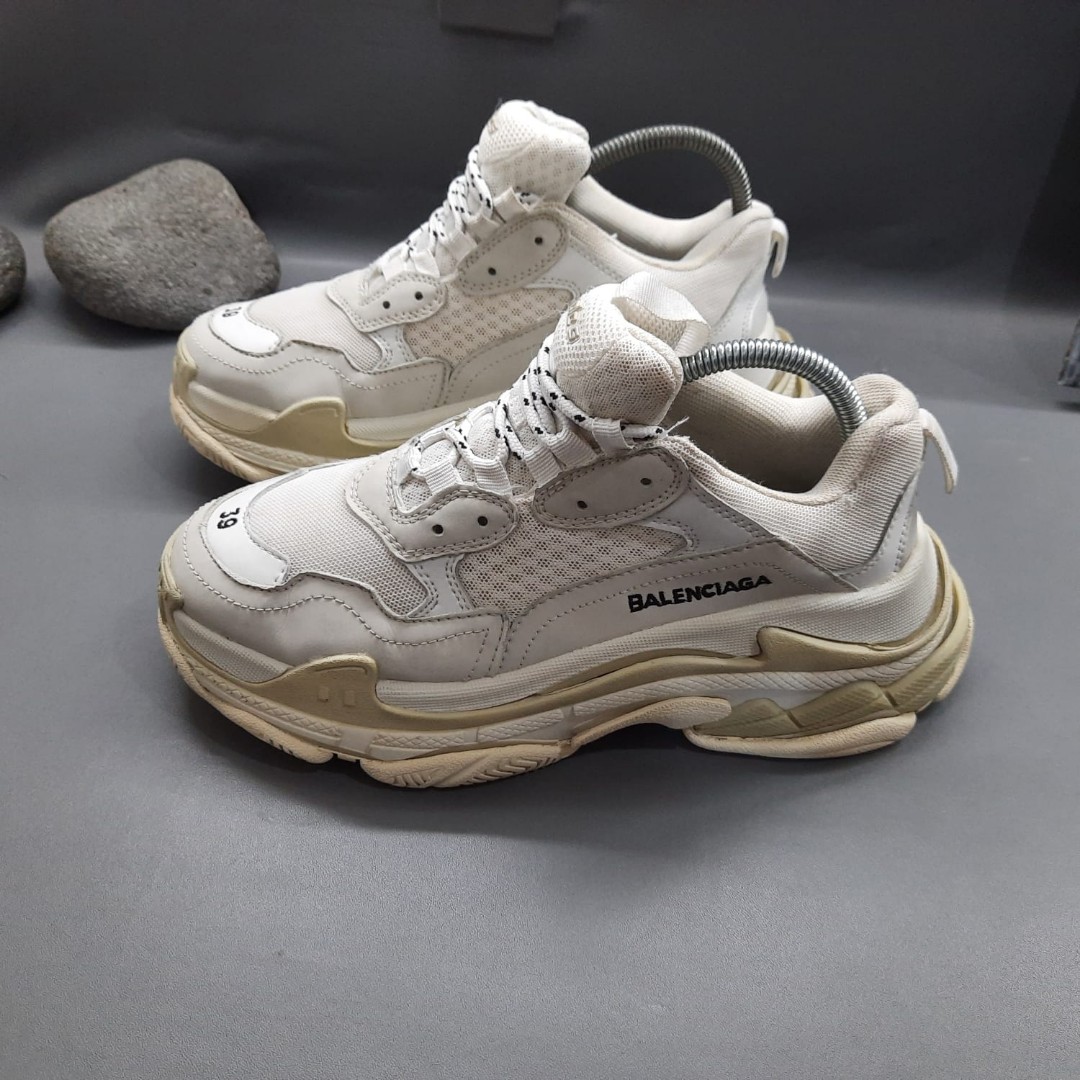 balenciaga triple s 39